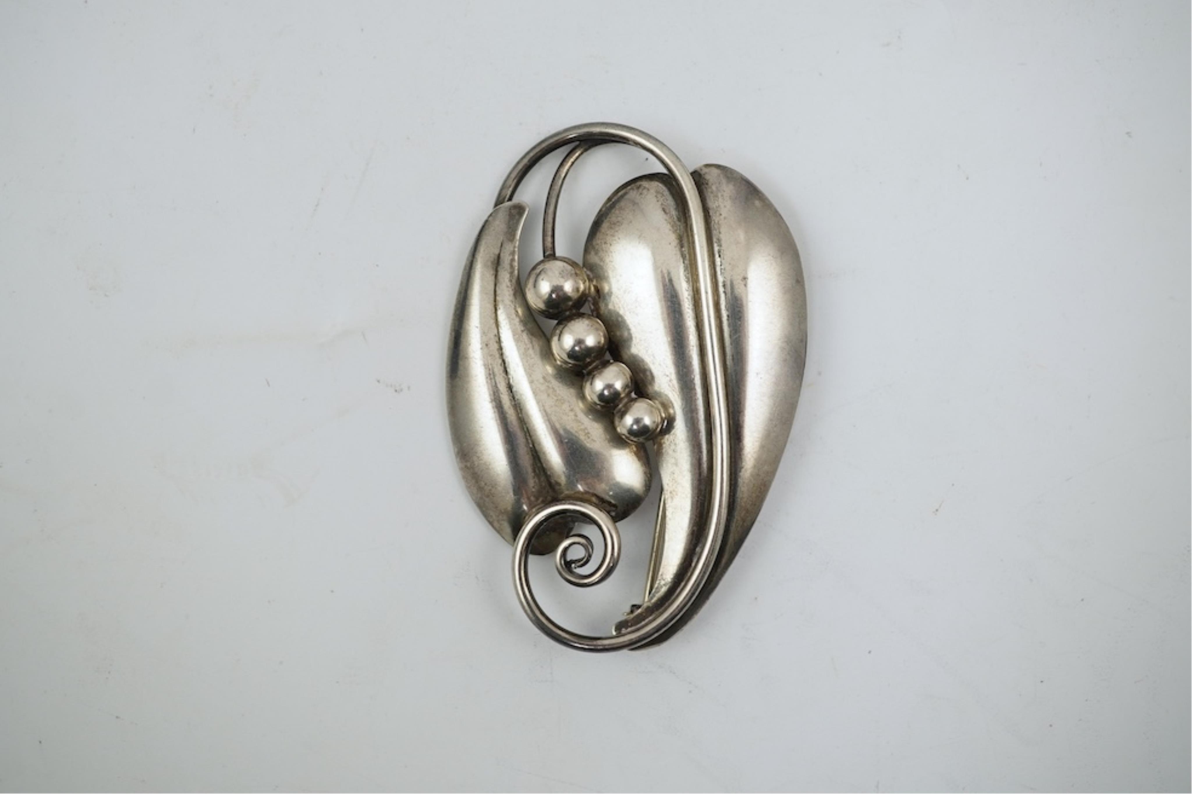 An Alphonse La Paglia sterling 925 leaf and berry brooch, no.130, 64mm, 21 grams.